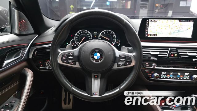 BMW 5 Series (G30) 530i xDrive M Sport Package Plus 2019 — фото 13