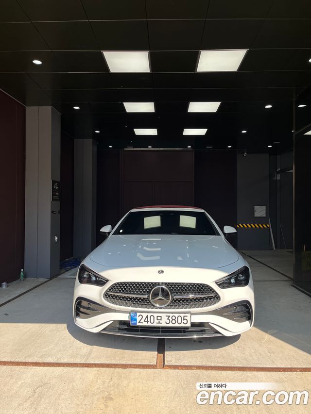 Mercedes-Benz CLE-Class (C236) CLE200 Cabriolet 2025 — фото 3