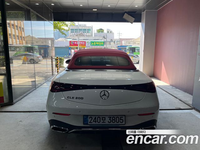 Mercedes-Benz CLE-Class (C236) CLE200 Cabriolet 2025 — фото 4
