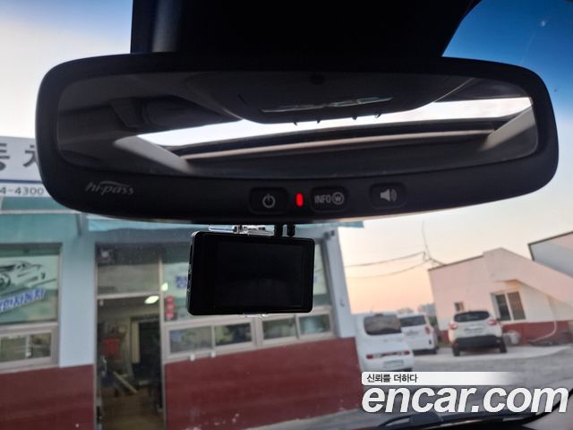 Chevrolet Orlando 2.0 Diesel LT Convenience Pack 2013 — фото 17