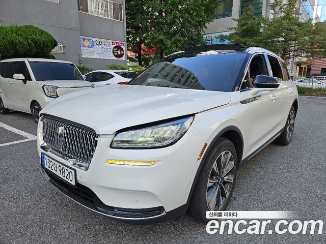 Lincoln Corsair 2.0 Reserve AWD 2022 — фото 3