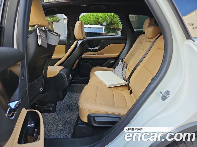 Lincoln Corsair 2.0 Reserve AWD 2022 — фото 9