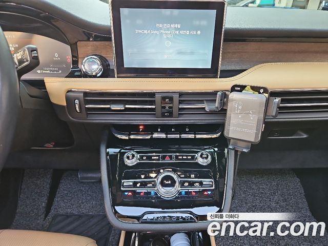 Lincoln Corsair 2.0 Reserve AWD 2022 — фото 17
