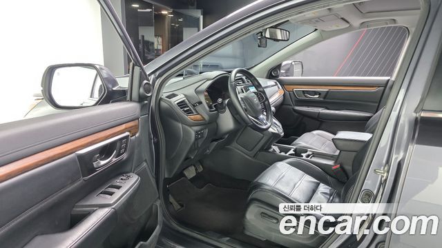 Honda CR-V (V) 1.5 Touring 4WD 2017 — фото 10