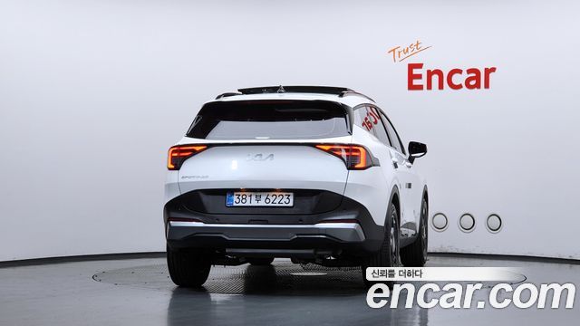 Kia Sportage (V) Gasoline 1.6 Turbo 2WD Prestige 2026 — фото 4