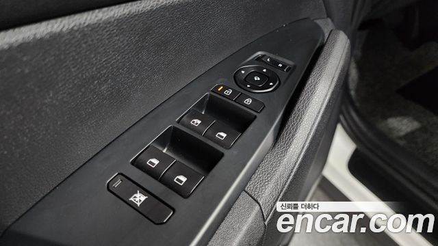 Kia Sportage (V) Gasoline 1.6 Turbo 2WD Prestige 2026 — фото 34