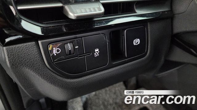 Kia Sportage (V) Gasoline 1.6 Turbo 2WD Prestige 2026 — фото 39