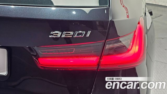 BMW 3 Series (G20) 320i Touring M Sports 2024 — фото 20