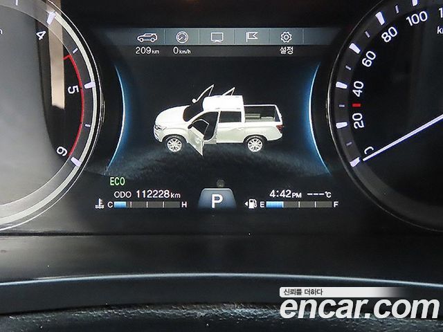 KG Mobility (SsangYong) Rexton Sports Diesel 2.2 2WD Prestige 2018 — фото 8