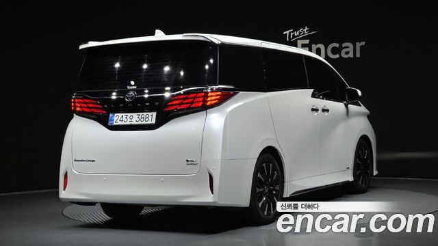 Toyota Alphard (IV) 2.5 HEV Executive AWD 2025 — фото 2
