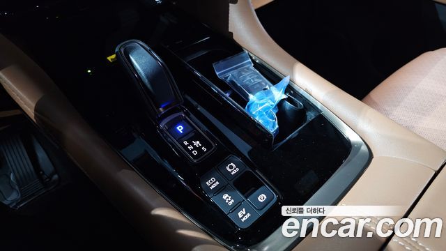 Toyota Alphard (IV) 2.5 HEV Executive AWD 2025 — фото 9