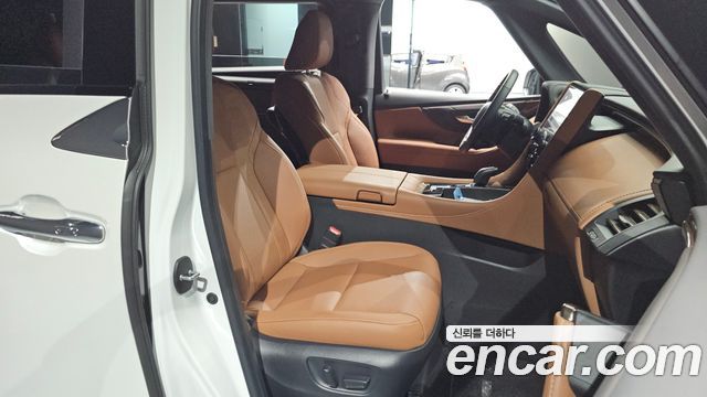 Toyota Alphard (IV) 2.5 HEV Executive AWD 2025 — фото 12