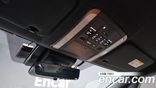 Toyota Alphard (IV) 2.5 HEV Executive AWD 2025 — фото 18