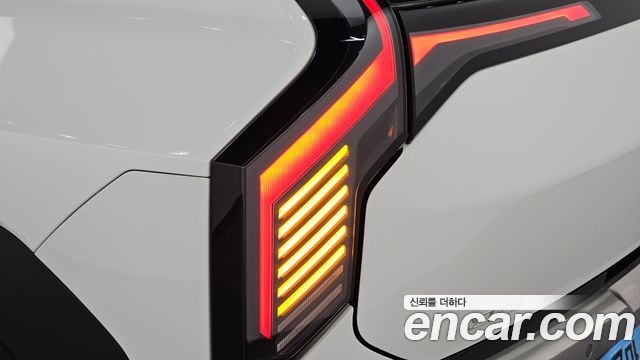 Kia EV3 Long Range 2WD Earth 2025 — фото 23