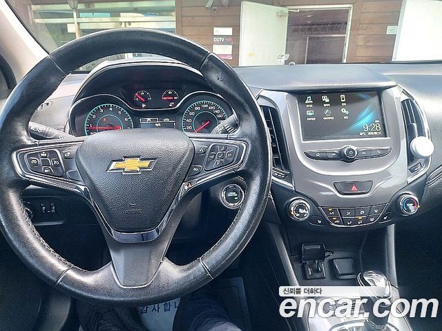 Chevrolet Cruze 1.4 Turbo LT Deluxe 2017 — фото 8