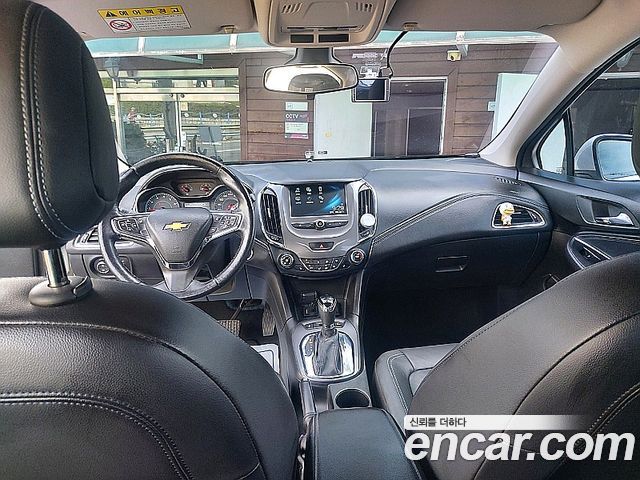 Chevrolet Cruze 1.4 Turbo LT Deluxe 2017 — фото 9