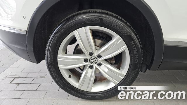 Volkswagen Tiguan (II) 2.0 TDI 4Motion Prestige 2020 — фото 5