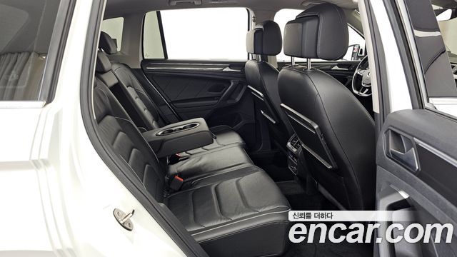 Volkswagen Tiguan (II) 2.0 TDI 4Motion Prestige 2020 — фото 12