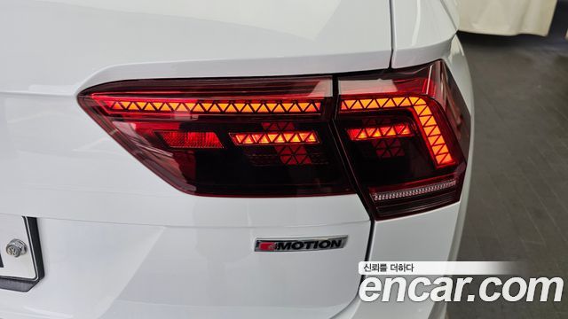 Volkswagen Tiguan (II) 2.0 TDI 4Motion Prestige 2020 — фото 23