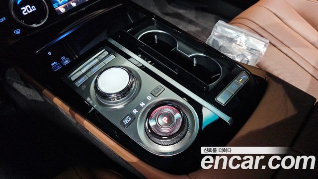 Genesis G80 (RG3) Gasoline 3.5 Turbo 2WD 2024 — фото 9
