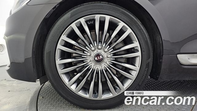Kia K9 3.8 GDI AWD PlatinumⅢ 2020 — фото 5