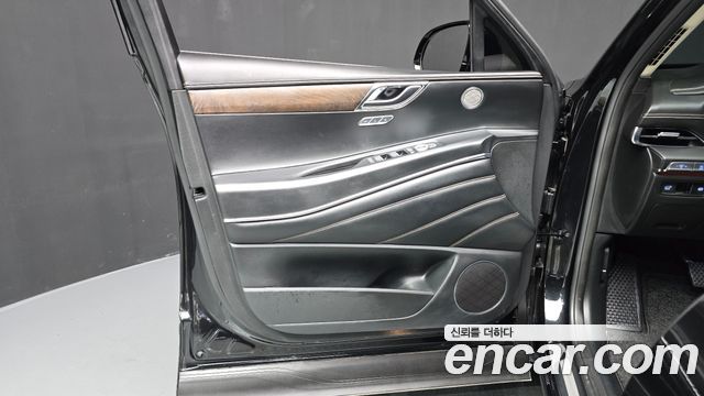 Genesis GV80 3.0 Diesel 2WD 2023 — фото 24