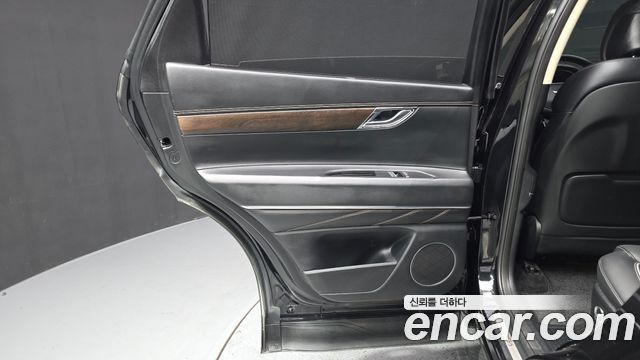 Genesis GV80 3.0 Diesel 2WD 2023 — фото 25