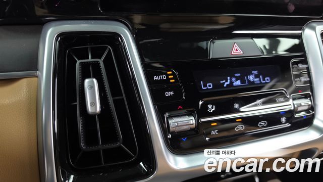 Kia Sorento (IV) Gasoline 2.5T 2WD Gravity 2021 — фото 38