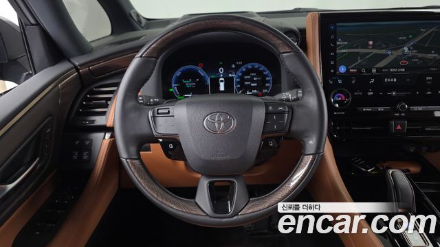 Toyota Alphard (IV) 2.5 HEV Executive AWD 2025 — фото 13