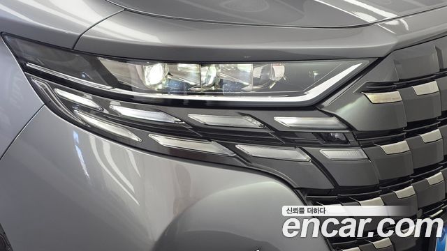 Toyota Alphard (IV) 2.5 HEV Executive AWD 2025 — фото 22