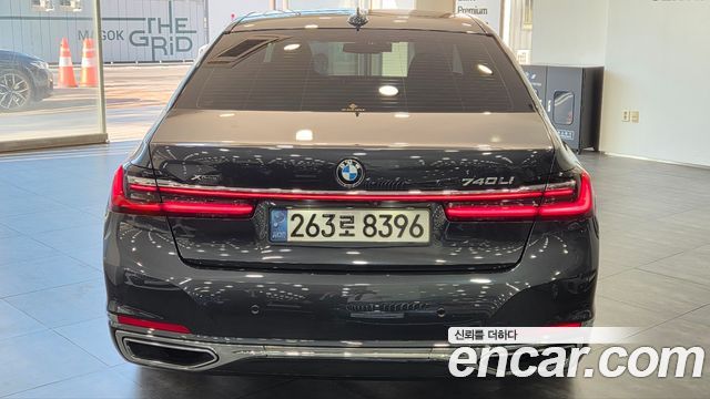 BMW 7 Series (G11) 740Li xDrive Design Pure Excellence 2020 — фото 4