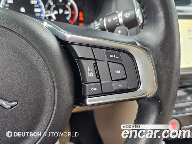 Jaguar XE 20d Prestige 2018 — фото 21