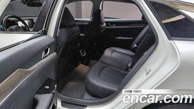 Kia K5 (III) 2.0 Noblesse 2021 — фото 12