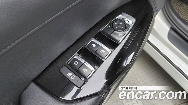Kia K5 (III) 2.0 Noblesse 2021 — фото 30