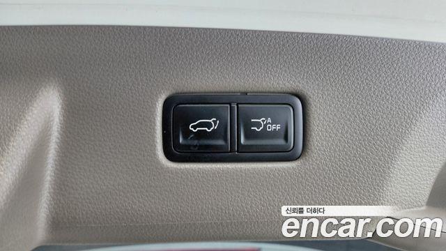 Kia Carnival (IV) Gasoline 7-Seater Signature 2023 — фото 17