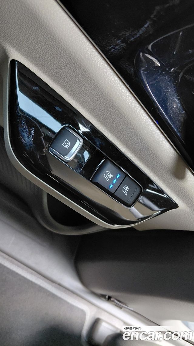 Kia Carnival (IV) Gasoline 7-Seater Signature 2023 — фото 19