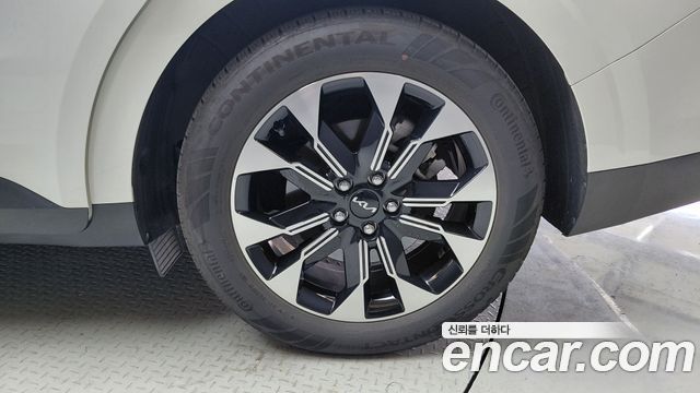 Kia Carnival (IV) Gasoline 7-Seater Signature 2023 — фото 21