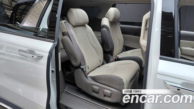 Kia Carnival (IV) Gasoline 7-Seater Signature 2023 — фото 26