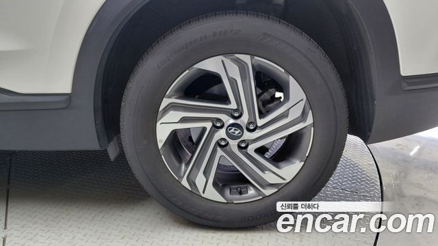 Hyundai Santa Fe Gasoline 2.5T 2WD Exclusive 2023 — фото 21