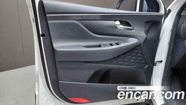 Hyundai Santa Fe Gasoline 2.5T 2WD Exclusive 2023 — фото 24