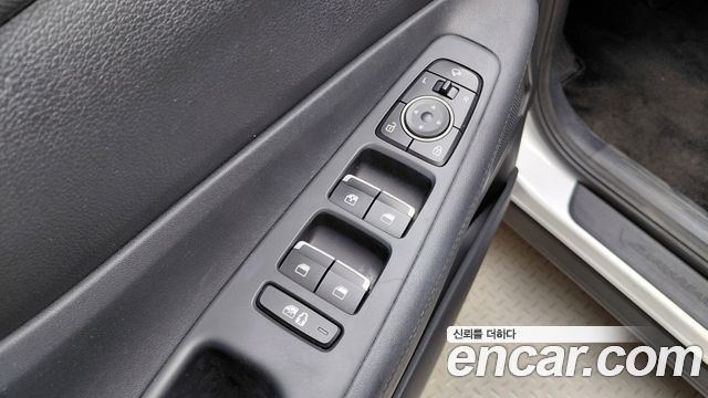 Hyundai Santa Fe Gasoline 2.5T 2WD Exclusive 2023 — фото 29