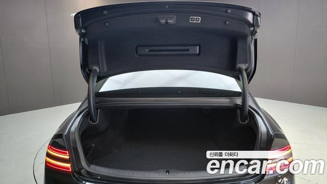 Genesis G80 (RG3) Gasoline 3.5 Turbo 2WD 2022 — фото 18