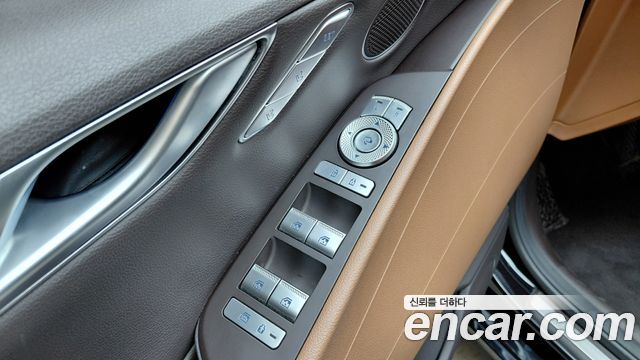 Genesis G80 (RG3) Gasoline 3.5 Turbo 2WD 2022 — фото 32