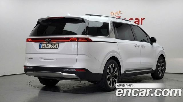 Kia Carnival (IV) Diesel 9-Seater Signature 2023 — фото 2