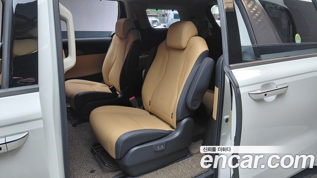 Kia Carnival (IV) Diesel 9-Seater Signature 2023 — фото 12