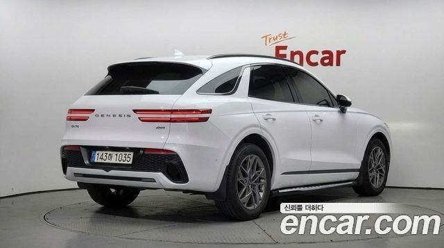 Genesis GV70 2.5T Gasoline AWD 2023 — фото 2