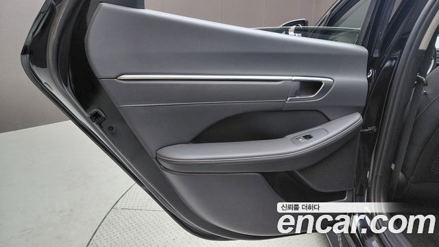 Hyundai Sonata (DN8) 2.0 Premium Plus 2023 — фото 25