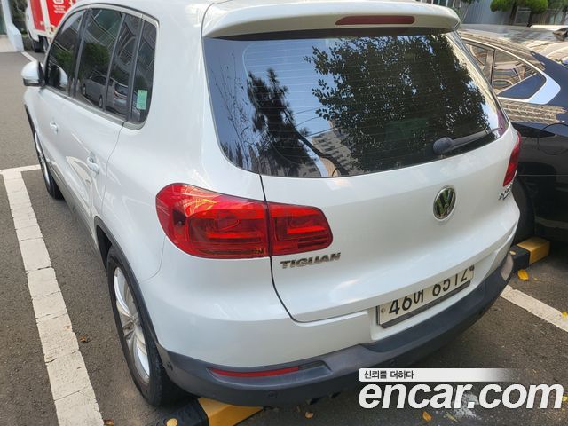 Volkswagen Tiguan 2.0 TDI  Premium 5N 2015 — фото 5