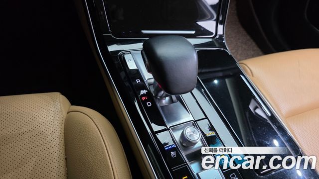 Kia K7 Premier Hybrid Noblesse 2020 — фото 9