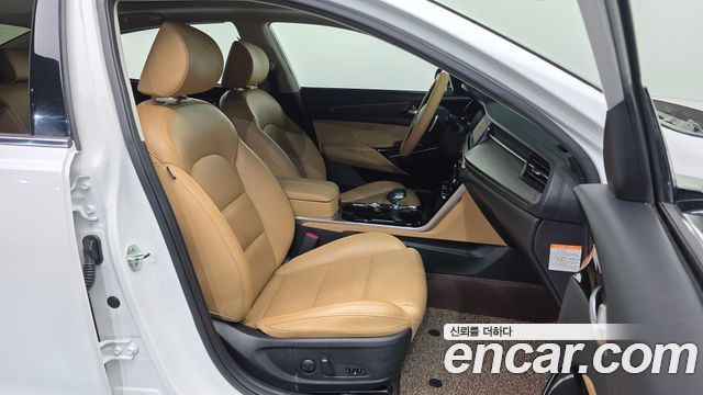 Kia K7 Premier Hybrid Noblesse 2020 — фото 11